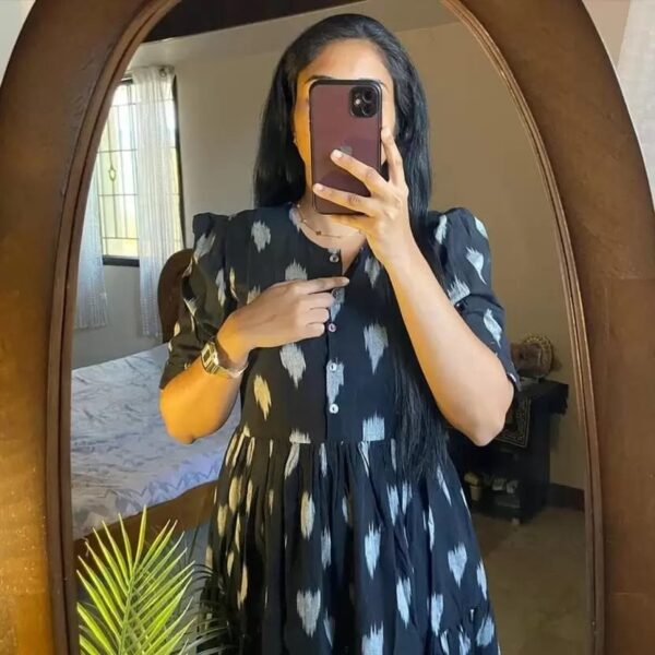 printed stylish gown for girls and women long gown - Image 4